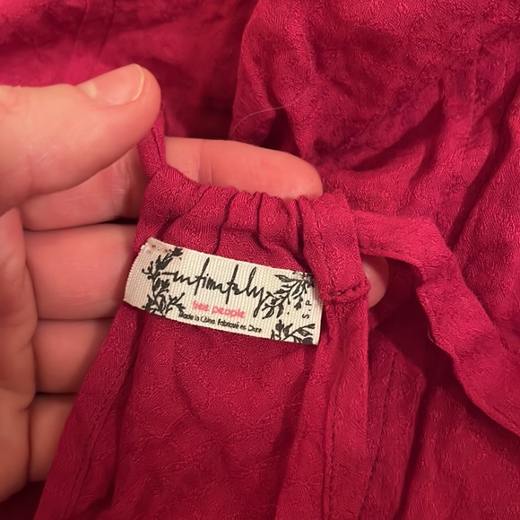 Free People magenta flowy tank top - Picture 4 of 4